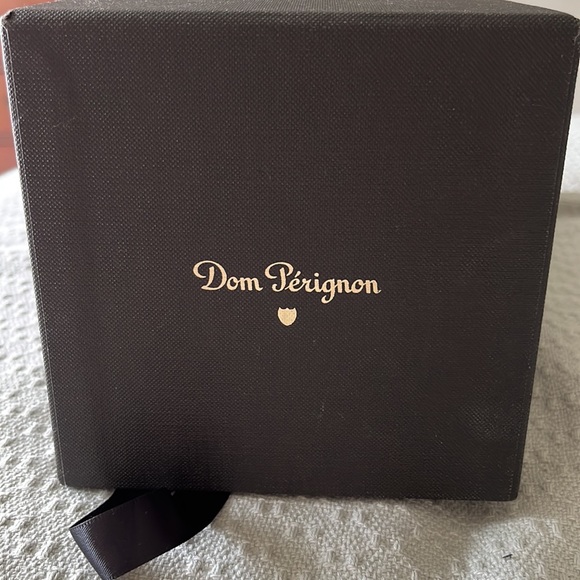 Dom Perignon Vintage  2009 Box with Card - Picture 3 of 9